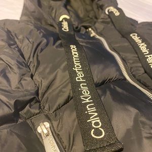 Calvin Klein Performance black puffer vest